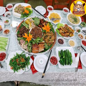 Mâm Thịt Lợn Mán